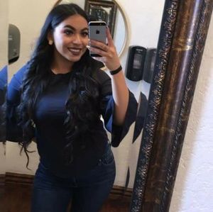 Meet your Posher, Jacqueline